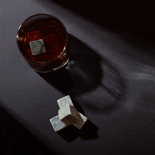Whiskey on the Rocks – Whiskeysteine und wie sie verwendet werden