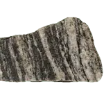 Eine Nahaufnahme eines gebänderten metamorphen Gesteins, möglicherweise Gneis, mit abwechselnd dunklen und hellen Mineralschichten.