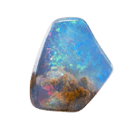 Polierter Seeopal-Stein mit leuchtenden Blau- und Grüntönen und inneren braunen Formationen, isoliert auf schwarzem Hintergrund.